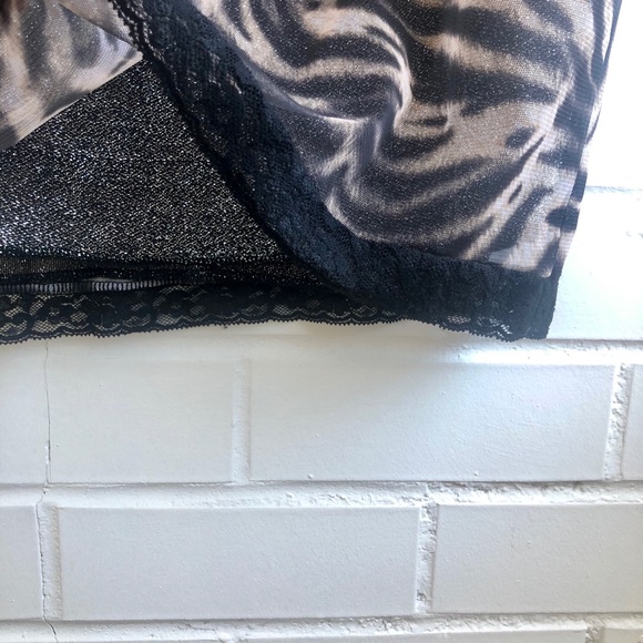 Lurex Animal print midi skirt with lace detail - Picture 4 of 11